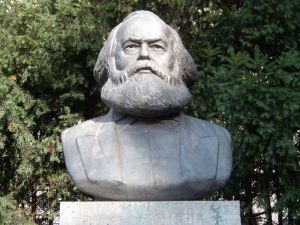 800px-Lammert_Karl_Marx